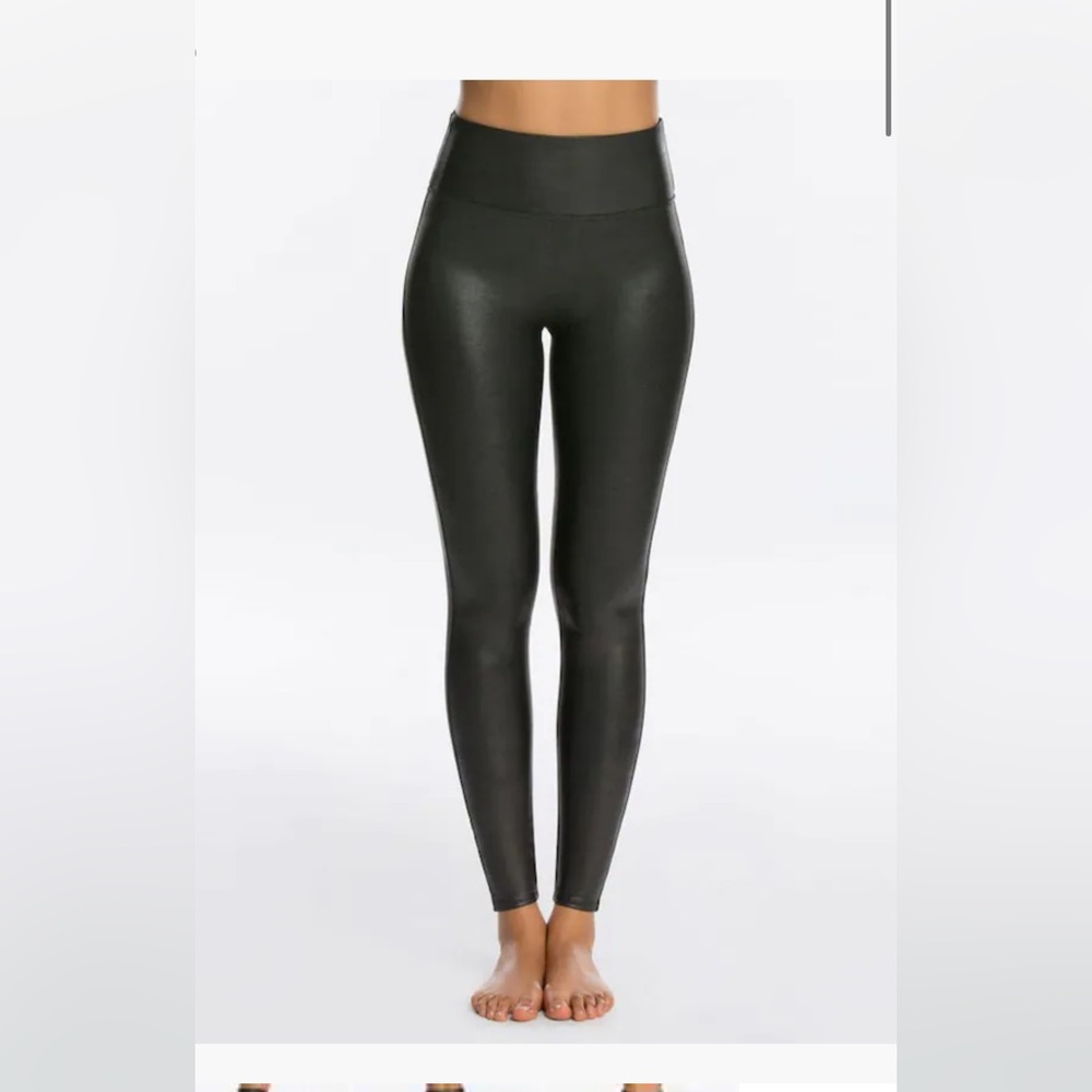 Spanx faux leather leggings ✨⭐️✨ Size M